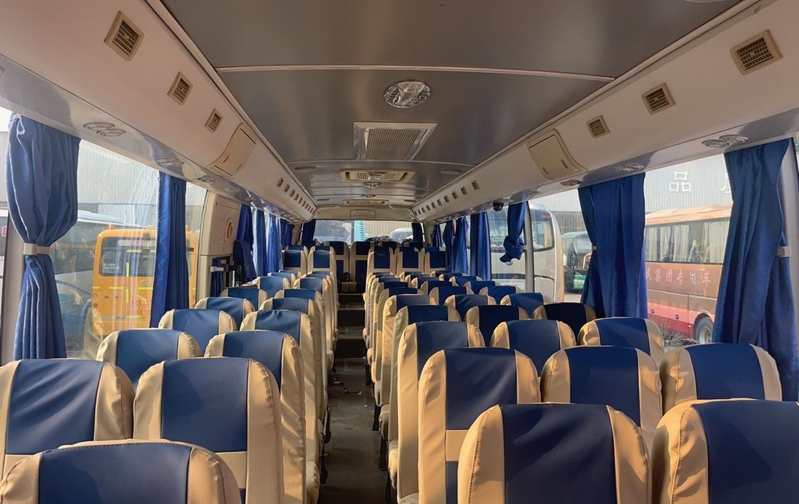 Φθηνό λεωφορείο πολυτελείας 62 θέσεις στην Αφρική LHD Type Drive Max ταχύτητα έως και 100 χλμ/ώρα