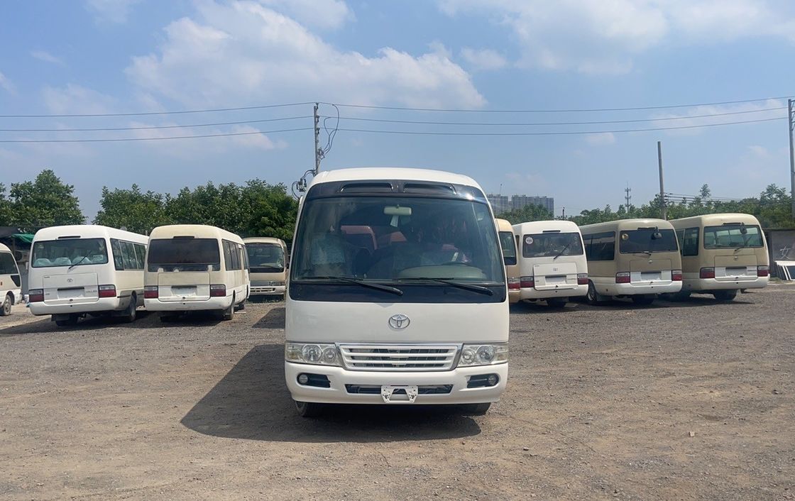 3935 χιλιοστόμετρος τροχοπέδης Toyota Coaster Bus με 19-29 καθίσματα που κλείνουν παράθυρα και συρόμενες πόρτες