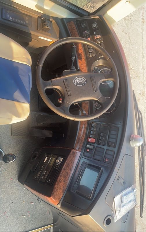 Αξιοτελή ανακαινισμένο λεωφορείο πολυτελείας 62 θέσεων στην Αφρική με πρότυπο εκπομπών Euro 3