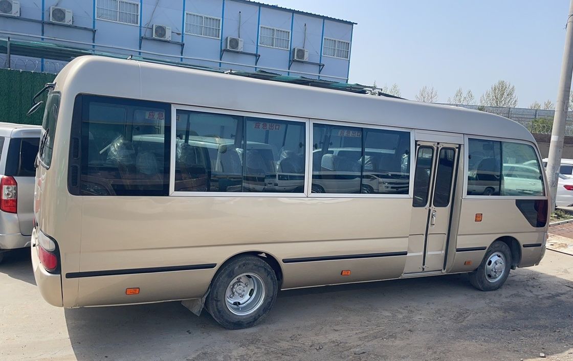 24 θέσεις Toyota Coaster λεωφορείο καλά ανακαινισμένο με 7.00R16 ελαστικά και G.V.W Kg 5900