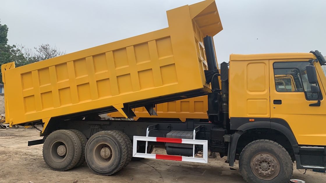 Χρησιμοποιούμενο φορτηγό βυθόφορο 6x4 με προσανατολισμό 6x4 και κράτηση προκαταβολής