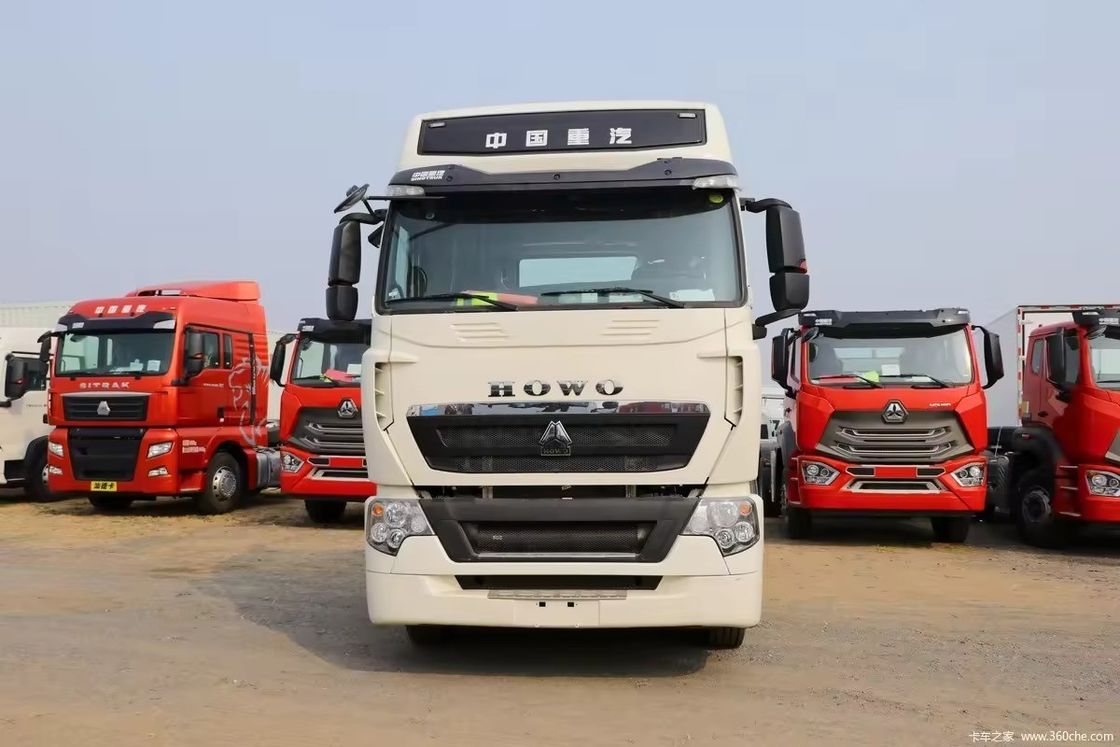 Sinotruk Howo 6x4 10 τροχών Τρακτέρ φορτηγό Χρησιμοποιείται 371hp 440hp Κύλινδροι 6 Τεχνη αριθμός 10