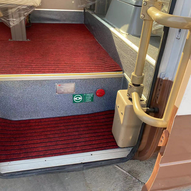 Χρησιμοποιημένο λεωφορείο Toyota 15BT με 30 θέσεις και μέγιστη ισχύ 113/5200kw σε καλή κατάσταση