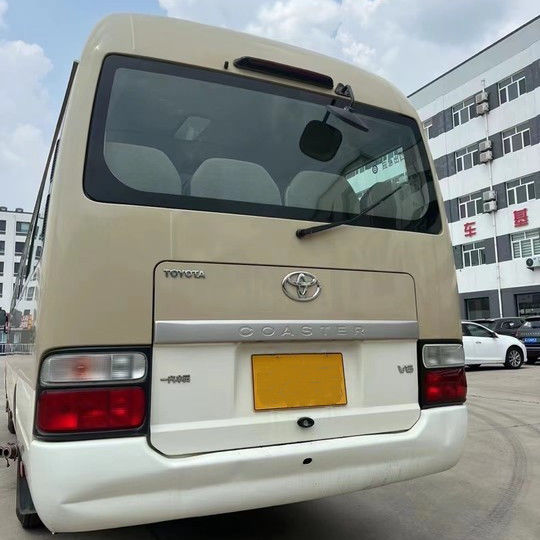 2023 Μοντέλο Βενζίνης Toyota Coaster Bus 30 θέσεις Μηχανική χωρητικότητα 4L 7005*2040*2785mm
