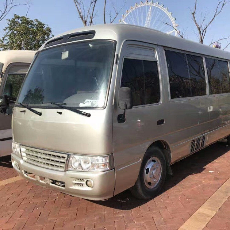 30 θέσεις Diesel Motor Coaster Bus με πρότυπο εκπομπών Euro 3 και πιστοποιητικό ISO9001
