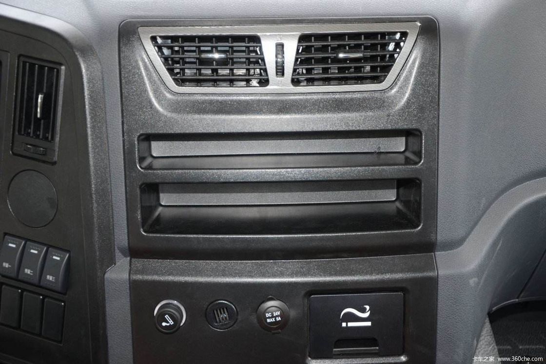 500-600L χωρητικότητα δεξαμενής καυσίμου Shacman X3000 8x4 βαρύ φορτίο 25 M3 30-50 τόνους