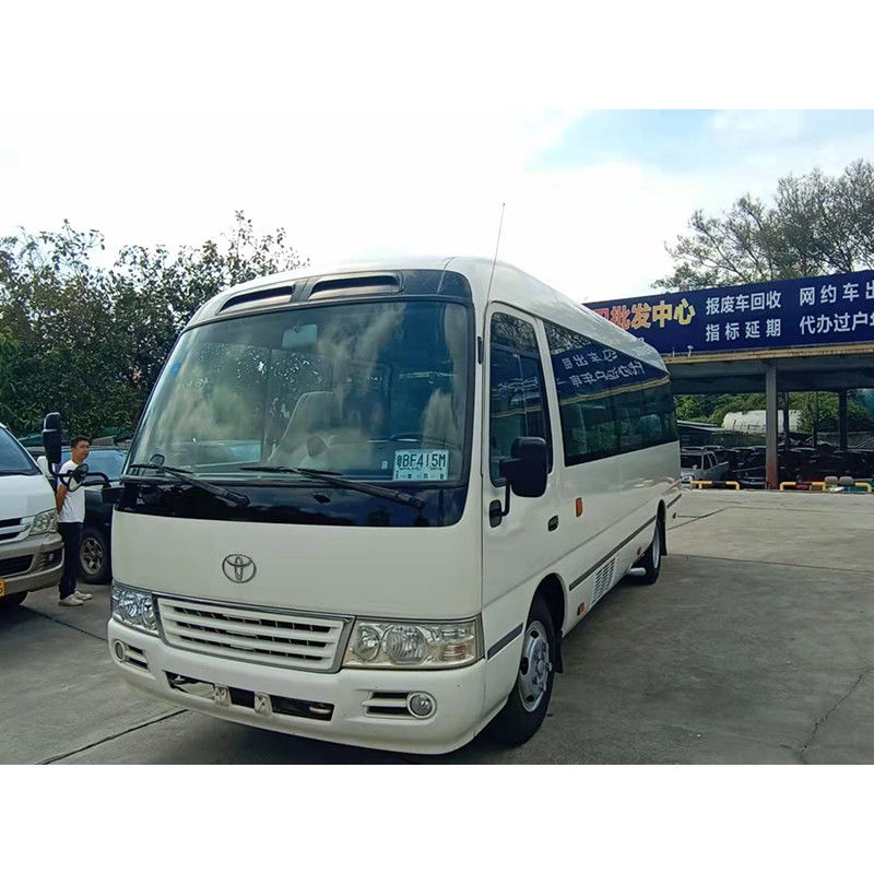 30 θέσεις Χρησιμοποιούμενο λεωφορείο Toyota Coaster με καλή κατάσταση και 7005*2040*2785 ελαστικό 9.00R20
