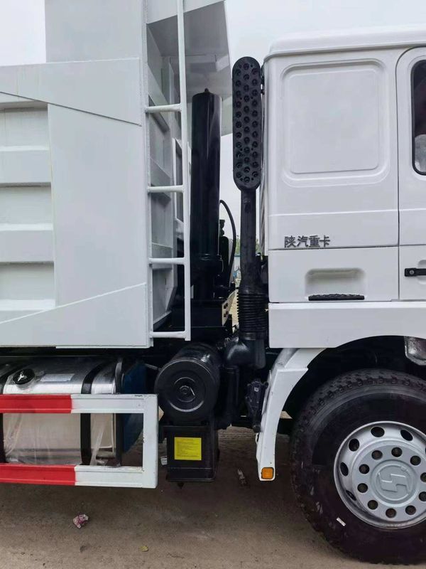 Ανακαινισμένο Shacman F3000 6x4 10 Wheeler Dump Truck με μήκος δεξαμενής φορτίου 5.3-6.2M