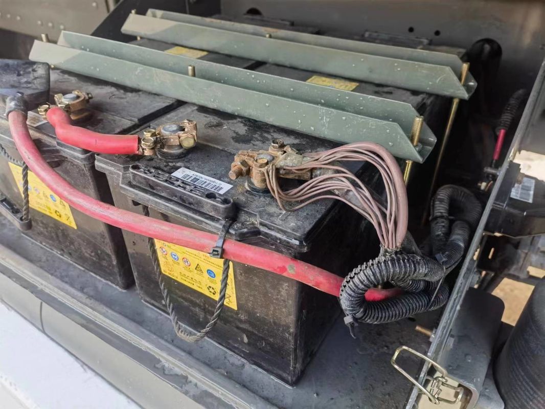 LHD 30 τόνων φορτηγό τύππερ με 19CBM BOX 8245X2550X3450 mm 380hp HOWO 6x4 Dumper