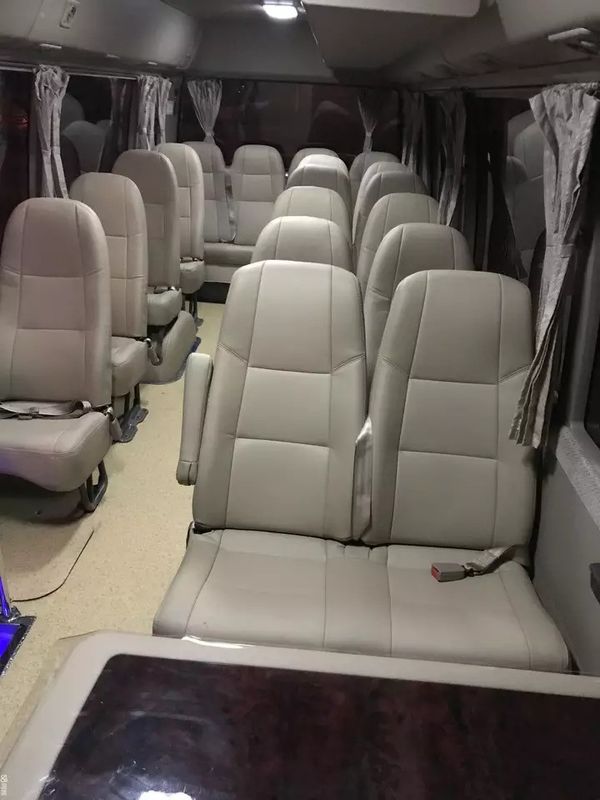 G.V.W Kg 5900 και YC4FA130-30 Μηχανή 2022 μοντέλο Euro 4 Ντίζελ 30 θέσεων