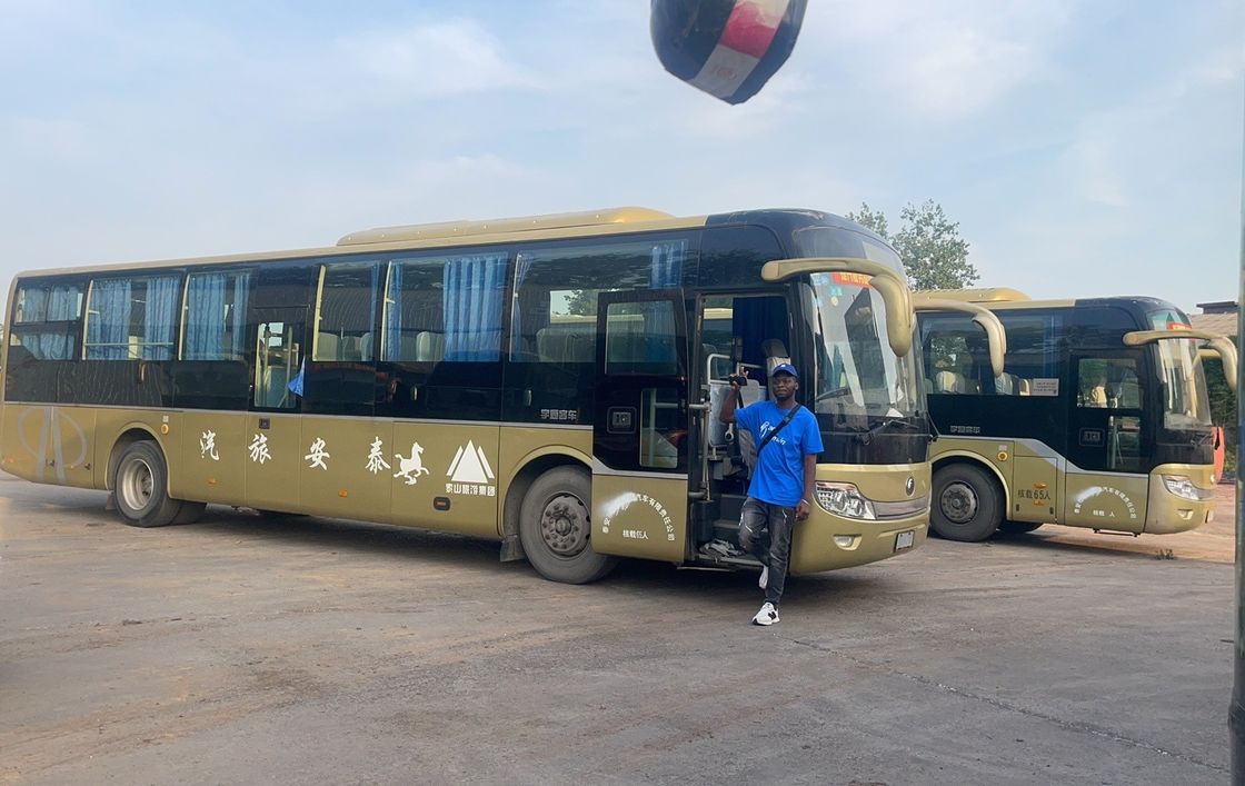 Αποθεματικό 65 θέσεων LHD Tour Bus με πρότυπο εκπομπών Euro 3 και αναστολή φύλλου