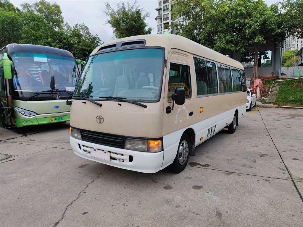 Μηχανή 15B-FT 29 θέσεων Toyota Coaster Bus με καλή απόδοση και χειροκίνητη μετάδοση