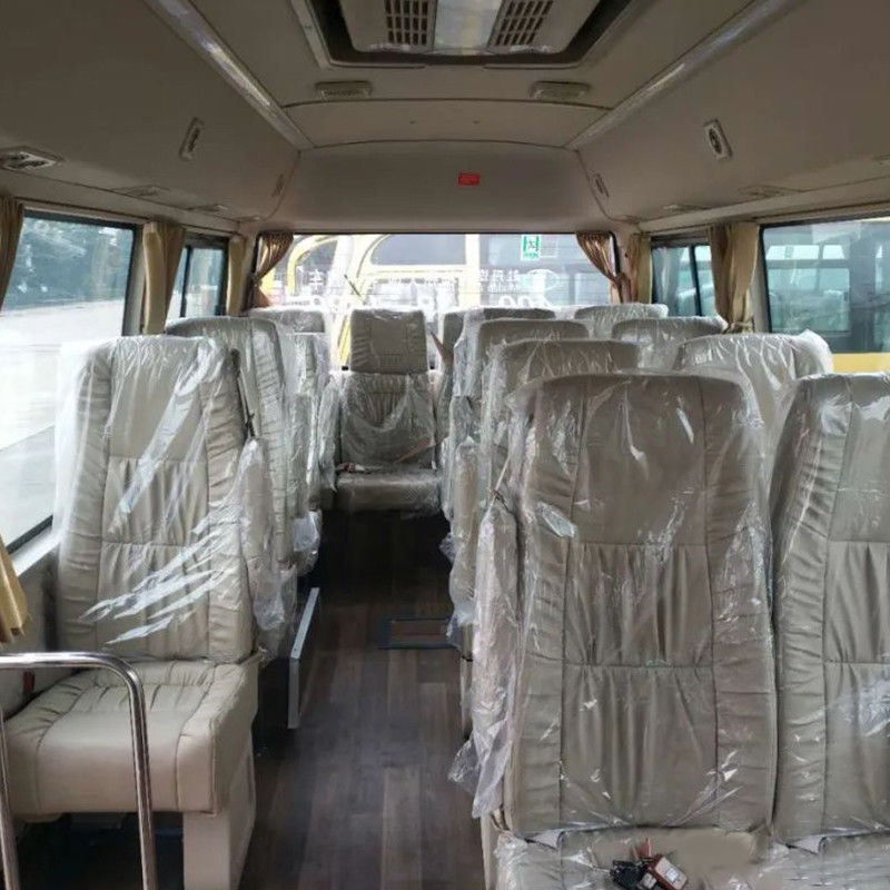 30 θέσεις Χρησιμοποιούμενο RHD LHD Mini Coaster Bus με χειροκίνητη μετάδοση και χωρητικότητα κινητήρα 4L