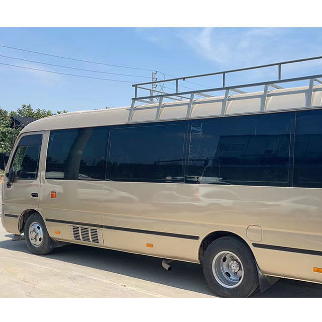 Μηχανή Yuchai Χρησιμοποιούμενο Μίνι λεωφορείο Toyota Coaster με 30 θέσεις και πρότυπο εκπομπών Euro 2