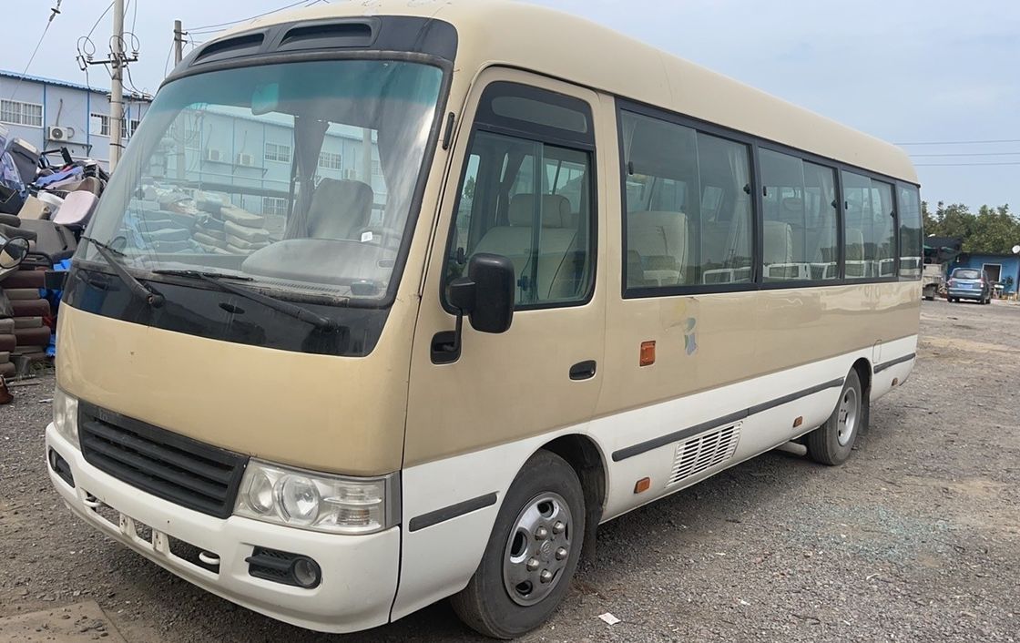 Χρησιμοποιούμενο Toyo Ta Coaster 30 θέσεις λεωφορείο με 6-8L χωρητικότητα κινητήρα και μέγιστη ισχύ 113/5200kw