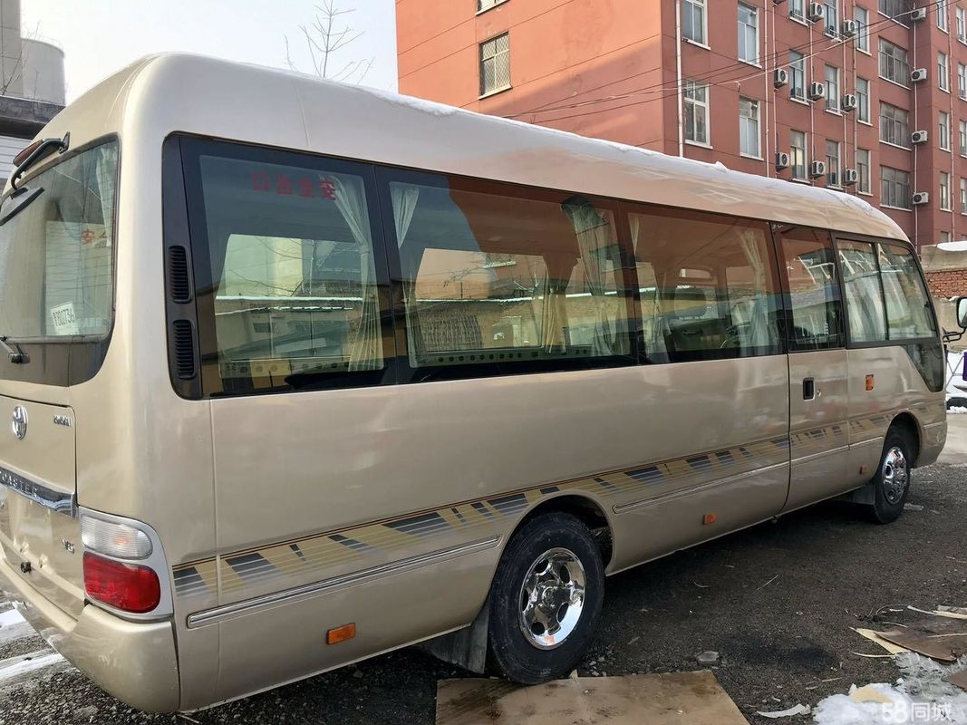 Δεύτερο χέρι 22 έως 30 θέσεις επιβατών Toyot Coaster Bus με εμπρόσθιο κινητήρα ντίζελ