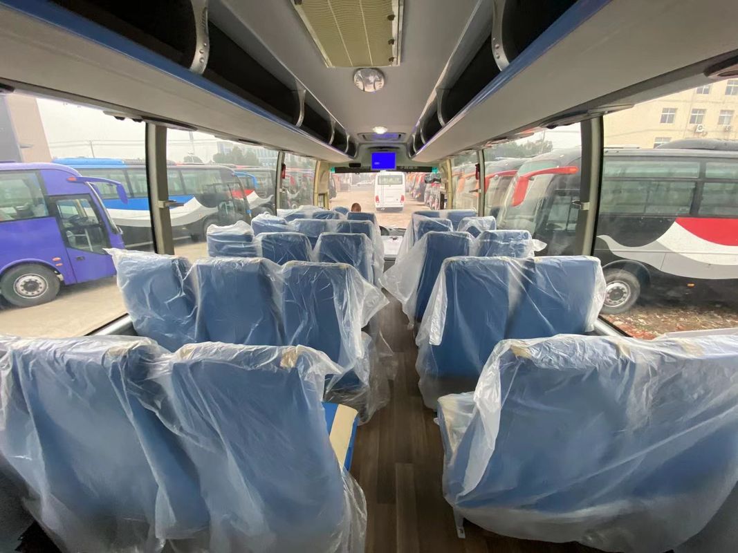 57 θέσεις LHD Luxury Coach Χρησιμοποιούμενο πετρελαιοκίνητο επιβατικό λεωφορείο με σχεδιασμένο τύπο μεταφοράς