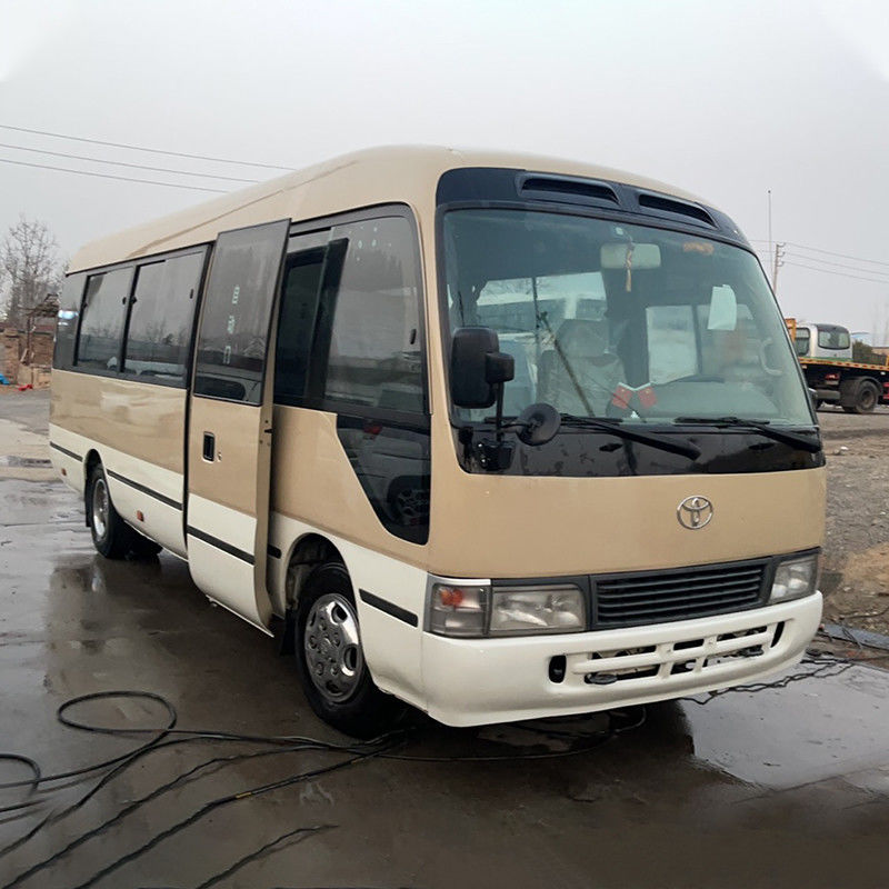 Μίνι λεωφορείο Coaster Bus 2013-2016 Έτος με 16-30 θέσεις και κινητήρα ντίζελ αριστερά