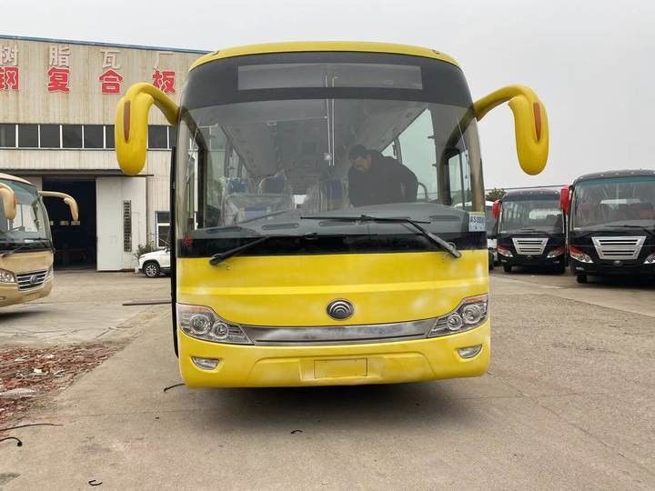 Αριστερή οδήγηση Ντίζελ 70 θέσεις Χρησιμοποιούμενο λεωφορείο Euro 3 Προαιρετικό βοηθητικό τιμόνι