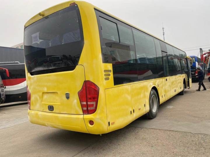 Αριστερή οδήγηση Ντίζελ 70 θέσεις Χρησιμοποιούμενο λεωφορείο Euro 3 Προαιρετικό βοηθητικό τιμόνι