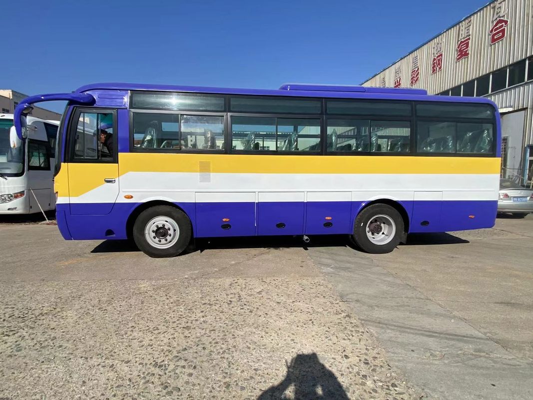 45 θέσεις Youtong Tour Coach Bus με τουαλέτα και χειροκίνητη μετάδοση σε καλές τιμές