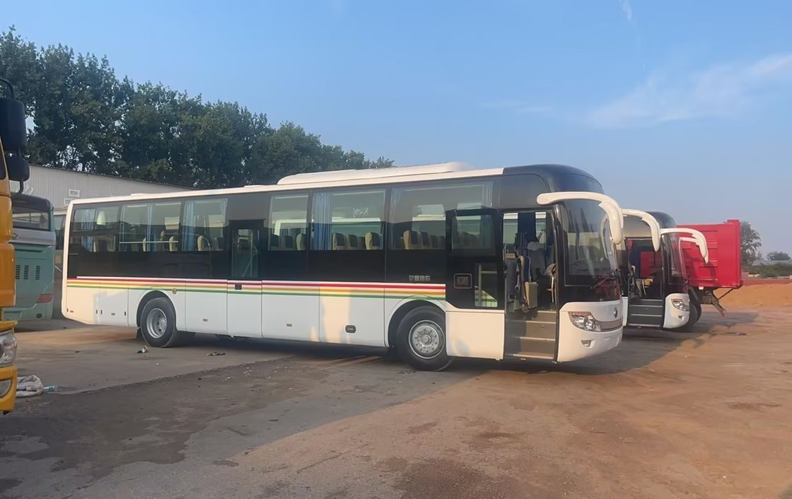 Μπροστά/πίσω πεδίο κυκλοφορίας mm 1750/1586 Χρησιμοποιούμενο λεωφορείο λεωφορείων LHD 54 θέσεων Λεωφορείο Youtong