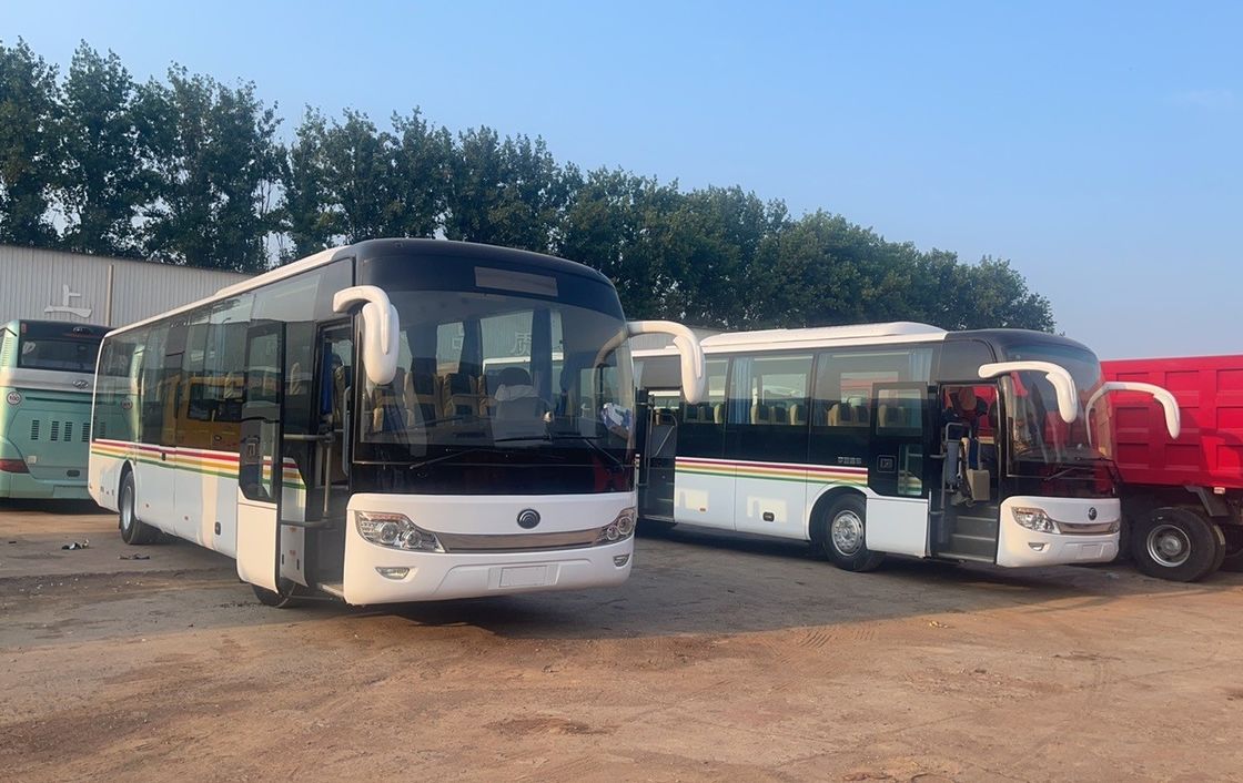 Μπροστά/πίσω πεδίο κυκλοφορίας mm 1750/1586 Χρησιμοποιούμενο λεωφορείο λεωφορείων LHD 54 θέσεων Λεωφορείο Youtong
