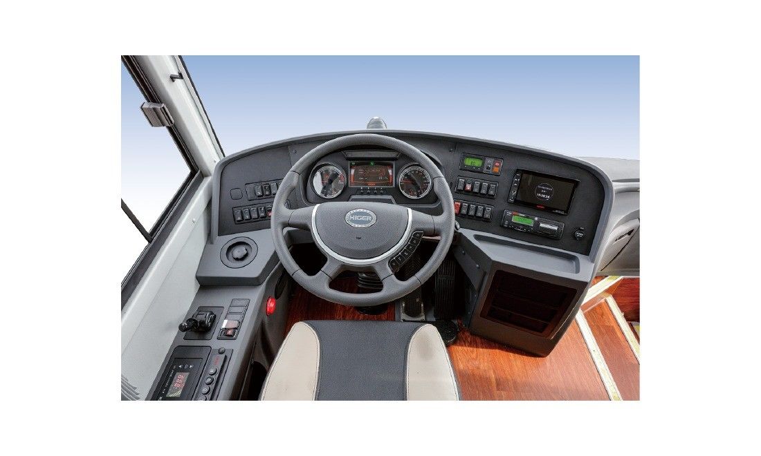 31-50 θέσεις Χρησιμοποιείται 9m Diesel Tour Coach Bus για Επισκέψεις Ιστορικών Τοποθεσιών