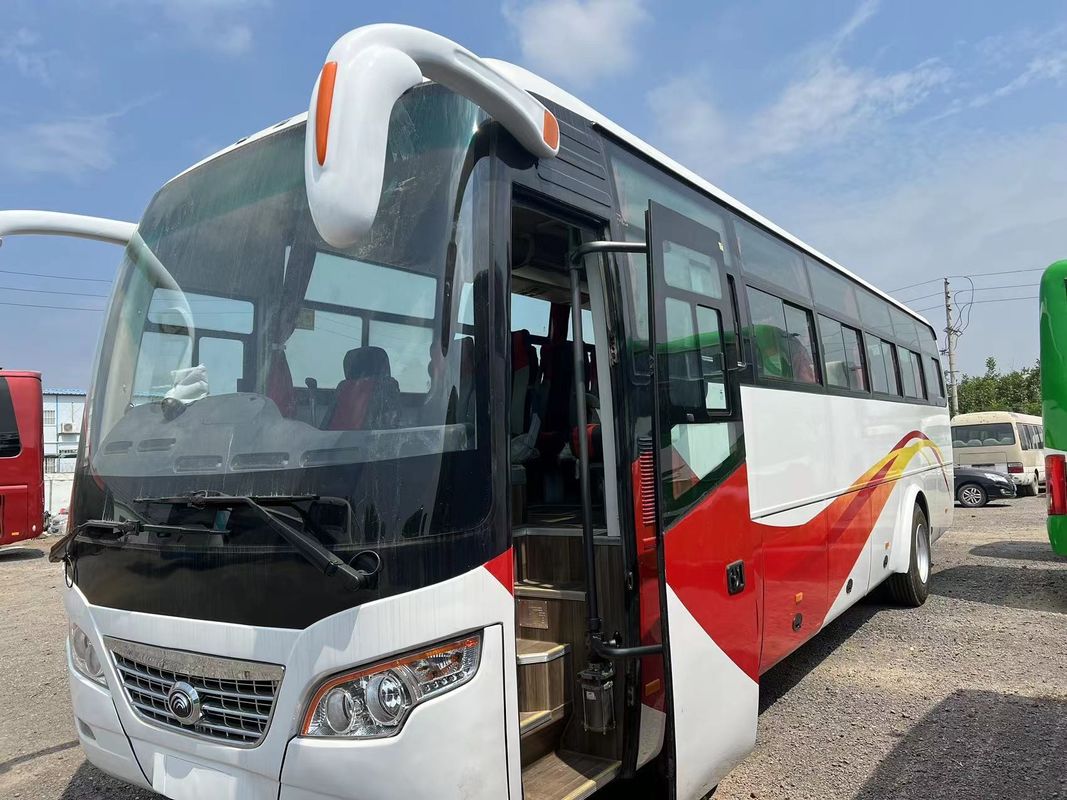 Δημόσια Μεταφορά 55 θέσεις RHD Luxury Coach Bus με ισχύ 264kw/2200rpm