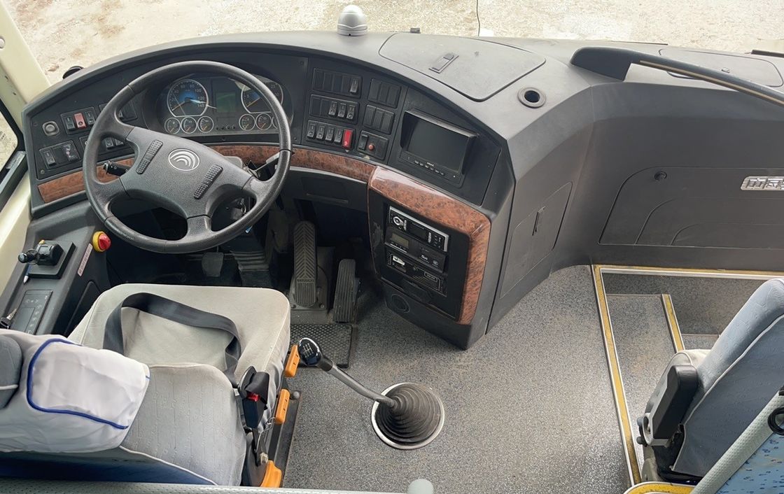 Τα λεωφορεία 50 θέσεων Yu Tong Bus Buses είναι η τέλεια επιλογή για τους ταξιδιωτικούς οργανισμούς και τα ταξιδιωτικά γραφεία
