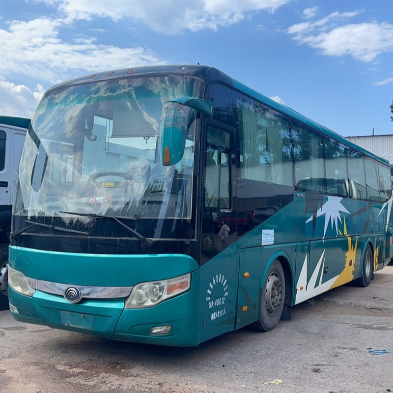 Σχεδιασμένο για 50-65 θέσεις Τύπος οδήγησης LHD Λογικά χρησιμοποιημένο πολυτελές λεωφορείο τουριστικού τύπου