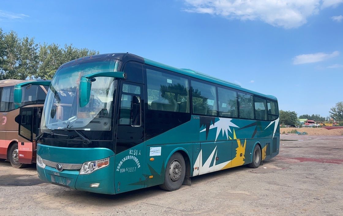 Σχεδιασμένο για 50-65 θέσεις Τύπος οδήγησης LHD Λογικά χρησιμοποιημένο πολυτελές λεωφορείο τουριστικού τύπου