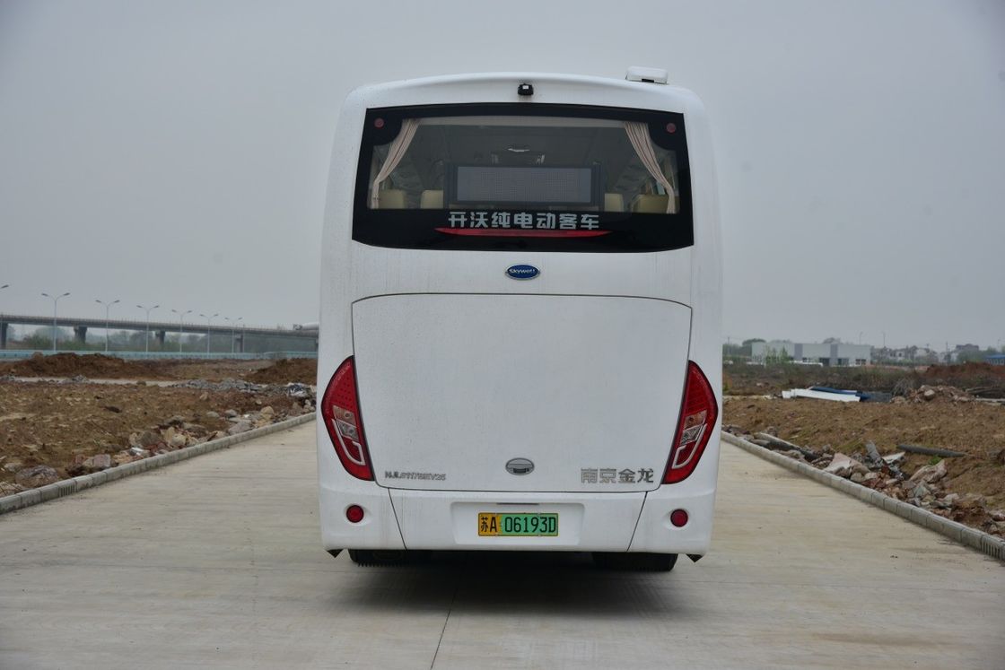 180HP 42 θέσεων λεωφορεία χρησιμοποιούνται με YC6J245-20 κινητήρα και LHD / RHD τύπου οδήγησης