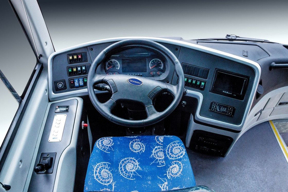 180HP 42 θέσεων λεωφορεία χρησιμοποιούνται με YC6J245-20 κινητήρα και LHD / RHD τύπου οδήγησης