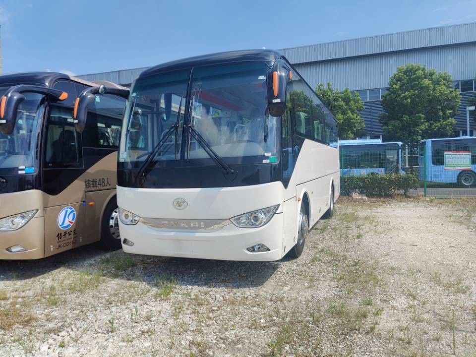 5.5T Μπροστά άξονα Ντίζελ Χρησιμοποιείται 50 θέσεις πολυτελές λεωφορείο επιβάτης Χρησιμοποιείται λεωφορείο