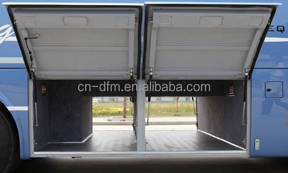 35 θέσεις χρησιμοποιημένο λεωφορείο με χειροκίνητο κιβώτιο και άνετο εσωτερικό