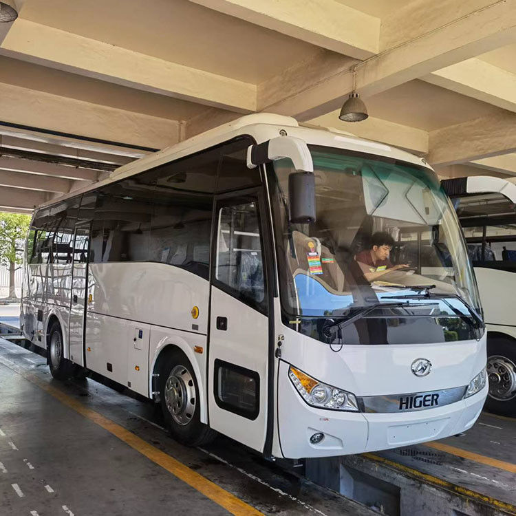 Δημόσιο λεωφορείο σε σχεδιασμό Luxury Coach Van με τύπο καυσίμου ντίζελ