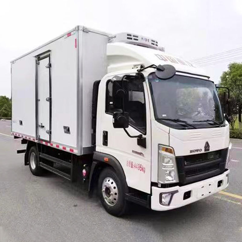 Προϋποθέσεις του πελάτη 130hp 4x2 ψυγείο φορτηγό για παράδοση παγωτού και ψύξη τροφίμων