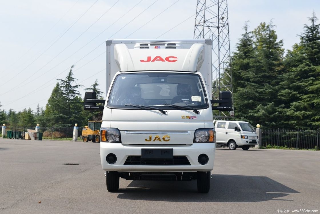 130HP JAC ψυγείο φορτηγό για τη μεταφορά 4x2 GVW≤5T ψύξη ντίζελ καυσίμου