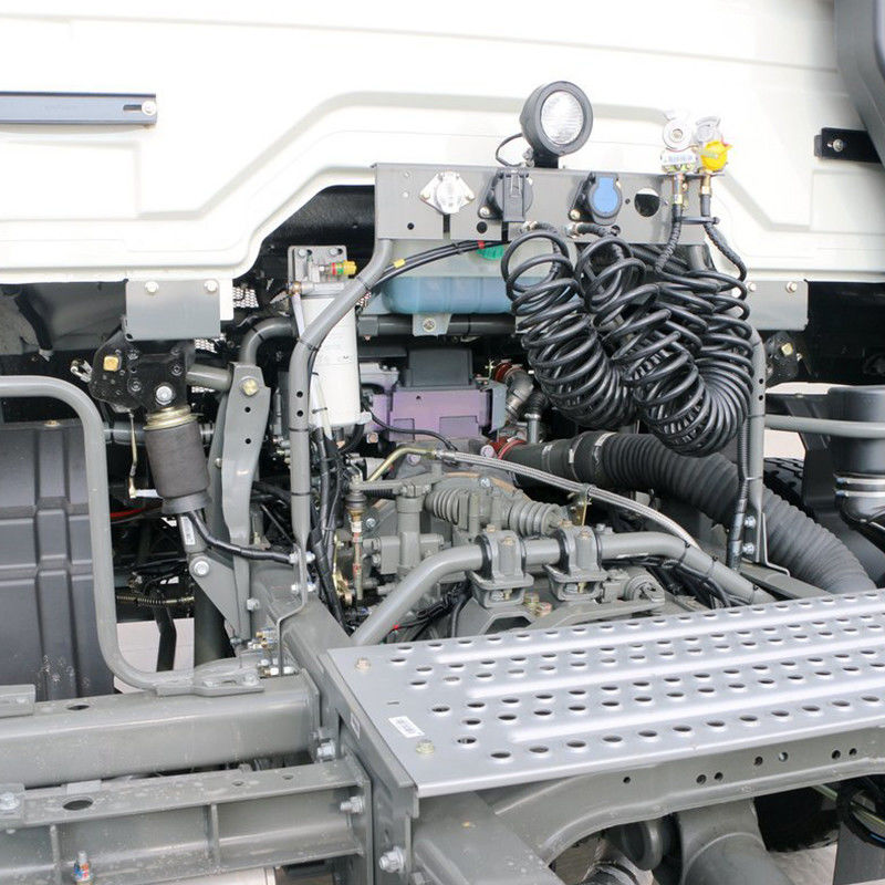 Υψηλής ποιότητας SINOTRUK HOHAN J5G φορτηγό έλξης 4x2 6 τροχών με πρότυπο εκπομπών EURO 5