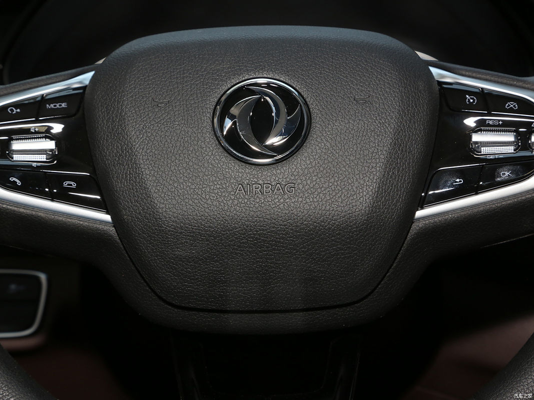 Rich7 4*4 Diesel Automatic 8AT Pickup Car με ελάχιστη διαφάνεια 20°-25°
