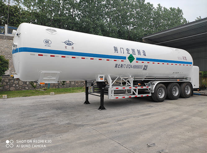 Συνολικό βάρος Περίπου 34000kg CIMC LINYU Τανκέρ LPG Semi Trailers για την μεταφορά φυσικού αερίου