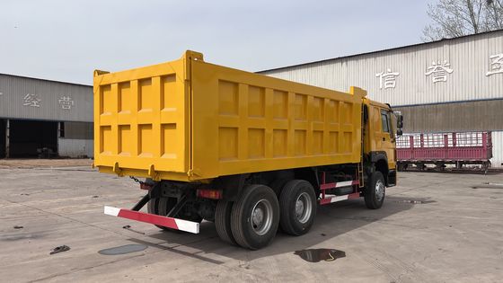 Χρησιμοποιούμενο Sinotruck Howo 40 τόνων 10 τροχών φορτηγό βυθότρυψης για μεταφορά ορυχείων