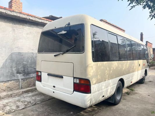 30 θέσεις Toyota Coaster Diesel λεωφορείο με κινητήρα χωρητικότητας 4L και χειροκίνητη μετάδοση