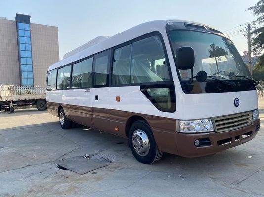 Το κορυφαίο λεωφορείο Toyota Coaster με χωρητικότητα 17-30 θέσεων και καύσιμο Deisel
