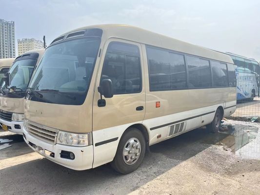 Αριστερή οδήγηση 30 θέσεις Toyota Coaster λεωφορείο 7005 * 2040 * 2785mm Διαστάσεις προσιτό