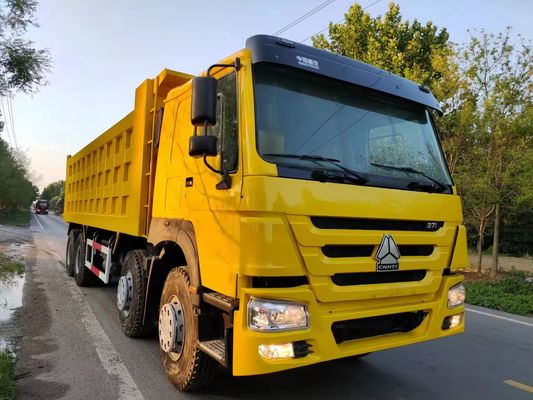 Χρησιμοποιημένο Howo 8x4 12 τροχών φορτηγά απορρίψεων 375 hp κινητήρας ντίζελ φορτηγό χωματερή χωρίς ESC