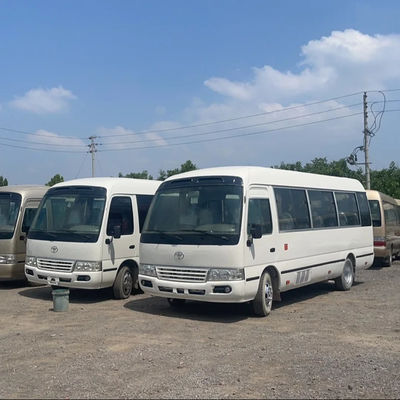 Καύσιμο- 30 θέσεις μεταχειρισμένο λεωφορείο με κινητήρα ντίζελ Toyota 1HZ και λάστιχα 9.00R20